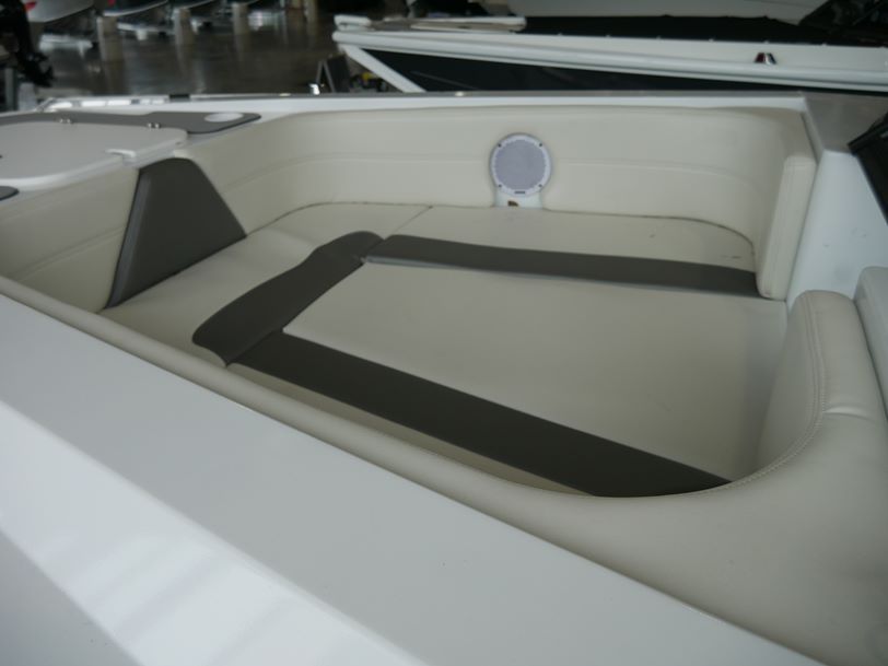 Quintrex 550 Freestyler - Bow Rider Quintrex 550 Freestyler - Bow Rider