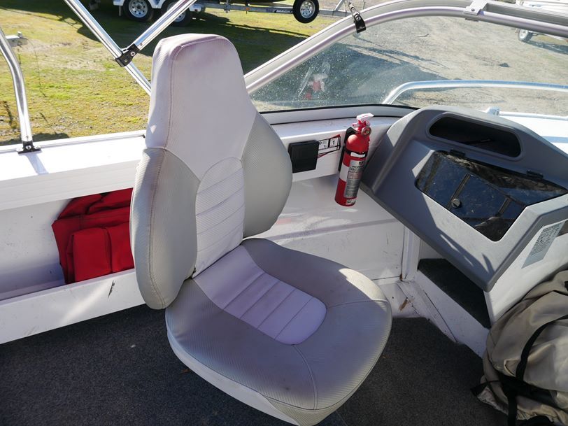 Quintrex 481 Fishabout - Runabout Quintrex 481 Fishabout - Runabout