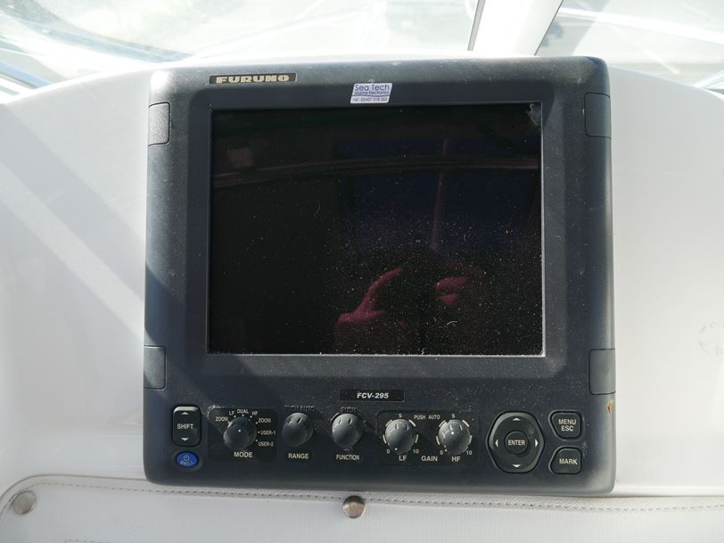 Haines Hunter 675 Offshore Hard Top Haines Hunter 675 Offshore Hard Top