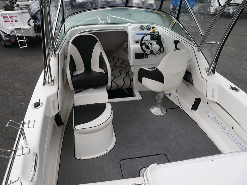 Stejcraft 580C Nereyda Cabin Boat Stejcraft 580C Nereyda Cabin Boat