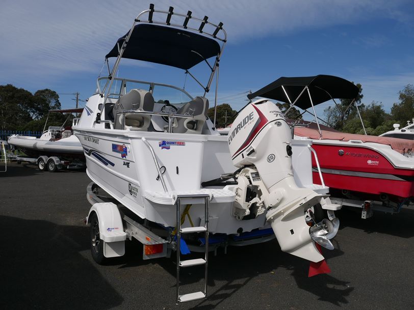Quintrex 510 Sea Spirit - Cabin Boat Quintrex 510 Sea Spirit - Cabin Boat