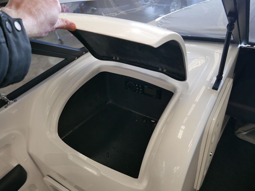 Revival 590 X-Rider : Bow Rider - 2021 Model Revival 590 X-Rider : Bow Rider - 2021 Model