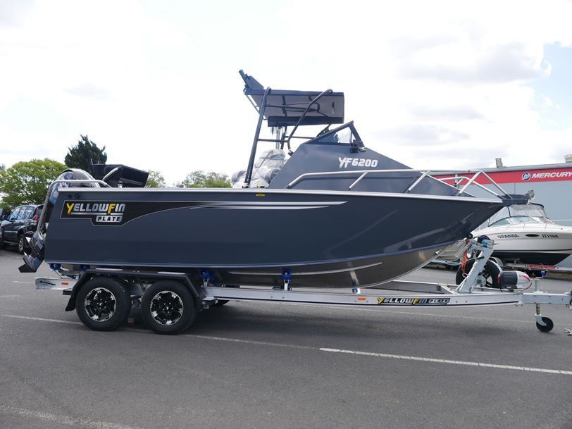 Yellowfin 6200 Folding Hard Top - Plate Offshore Fishing Boat Yellowfin 6200 Folding Hard Top - Plate Offshore Fishing Boat