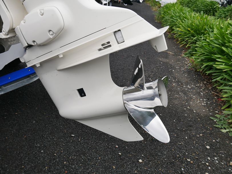 Quintrex 510 Frontier - Side Console - 2019 Model Quintrex 510 Frontier - Side Console - 2019 Model