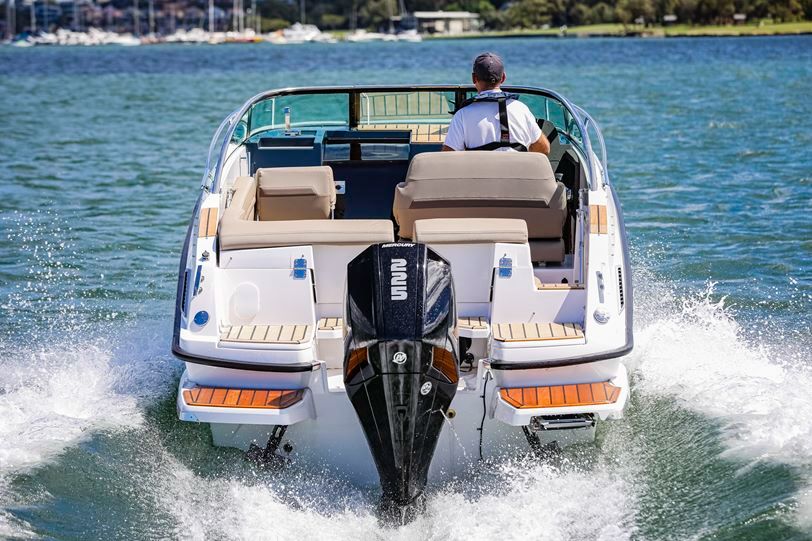 Flipper 700DC Day Cruiser - 2022 Model Flipper 700DC Day Cruiser - 2022 Model