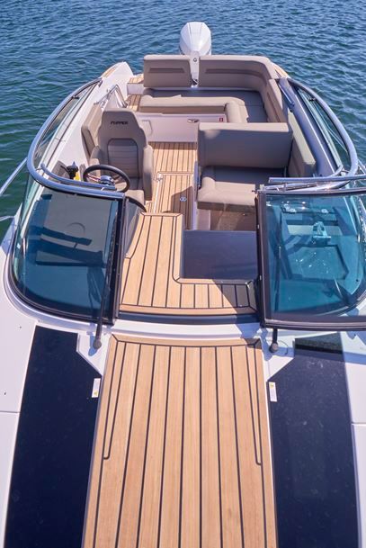 Flipper 800DC Day Cruiser - 2022 Model Flipper 800DC Day Cruiser - 2022 Model