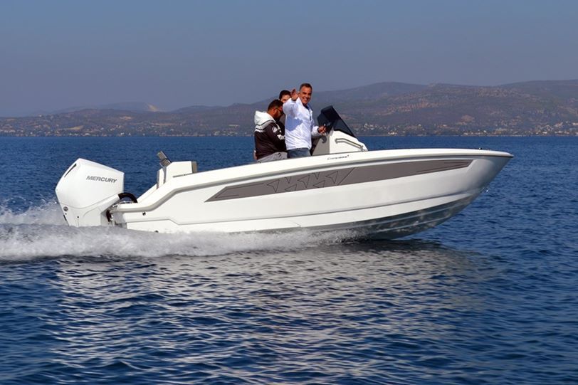 Compass 190cc - Centre Console - 2022 Model Compass 190cc - Centre Console - 2022 Model