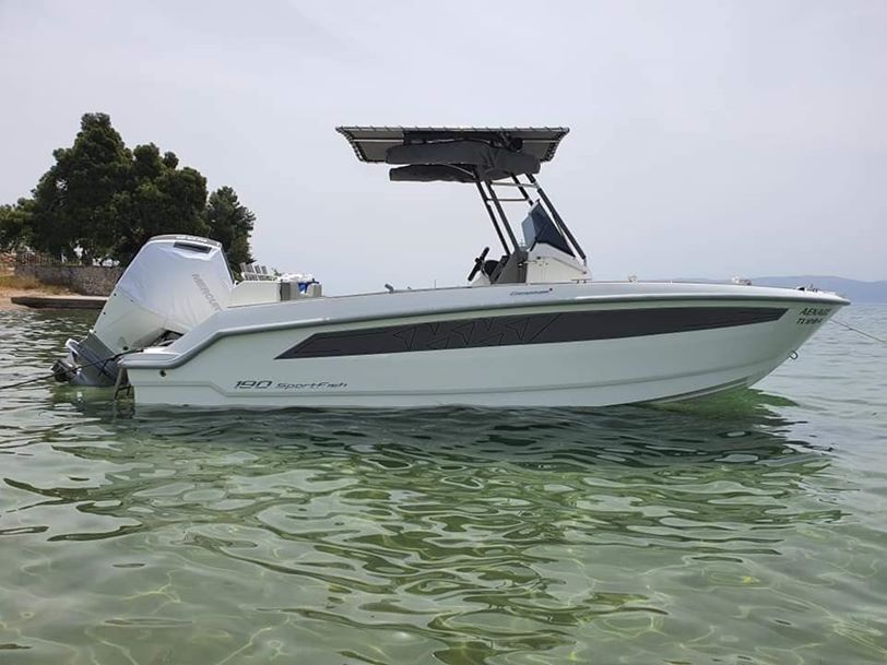 Compass 190cc - Centre Console - 2022 Model Compass 190cc - Centre Console - 2022 Model