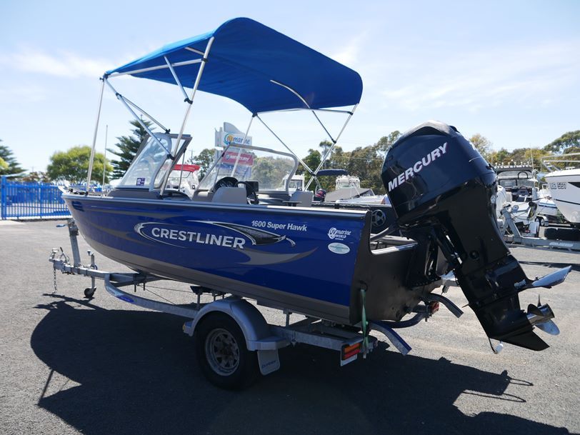 Crestliner 1600 Super Hawk - 2011 Model Crestliner 1600 Super Hawk - 2011 Model