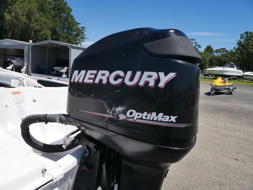 Haines Signature 535BR Bow Rider - 2010 Model Haines Signature 535BR Bow Rider - 2010 Model