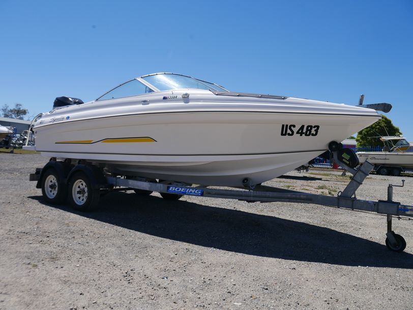 Haines Signature 535BR Bow Rider - 2010 Model Haines Signature 535BR Bow Rider - 2010 Model