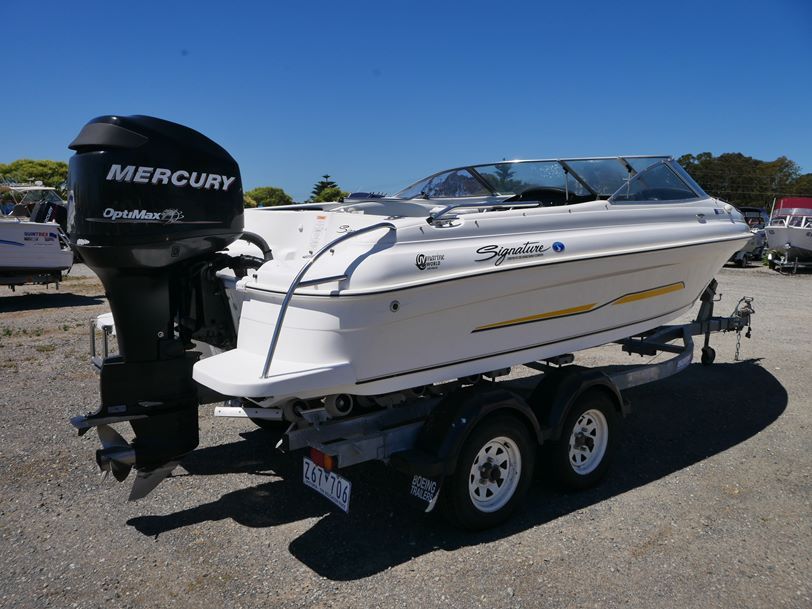 Haines Signature 535BR Bow Rider - 2010 Model Haines Signature 535BR Bow Rider - 2010 Model