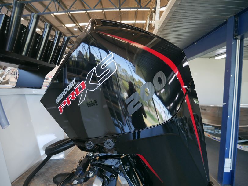 Yellowfin 6500 Centre Cabin - 2022 Model Yellowfin 6500 Centre Cabin - 2022 Model