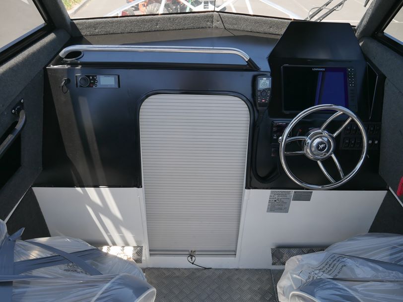 YELLOWFIN 7000 SOUTHERNER HARD TOP - 2022 MODEL YELLOWFIN 7000 SOUTHERNER HARD TOP - 2022 MODEL