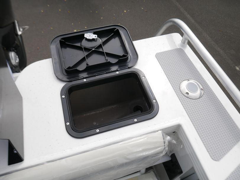 YELLOWFIN 7000 SOUTHERNER HARD TOP - 2022 MODEL YELLOWFIN 7000 SOUTHERNER HARD TOP - 2022 MODEL