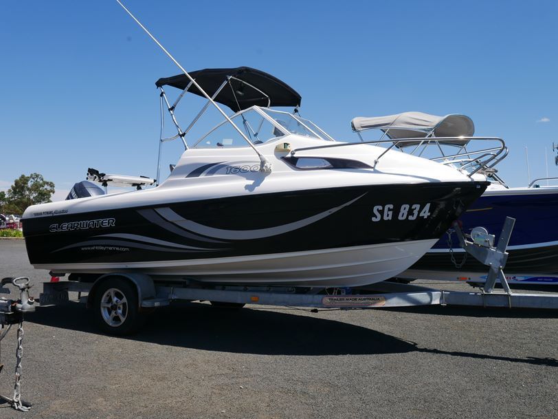Whittley 1600 Clearwater - Cuddy Cabin - 2009 Model Whittley 1600 Clearwater - Cuddy Cabin - 2009 Model