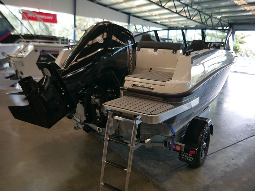 Bella Falcon BR6 Bow Rider - 2022 Model Bella Falcon BR6 Bow Rider - 2022 Model