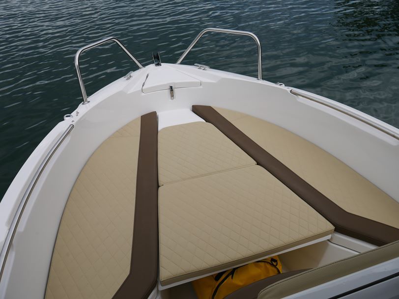 Compass 165cc - Centre Console - 2022 Model Compass 165cc - Centre Console - 2022 Model