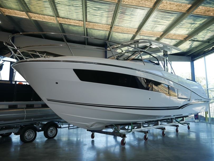 Jeanneau Cap Camarat 10.5 WA Series 2 Jeanneau Cap Camarat 10.5 WA Series 2