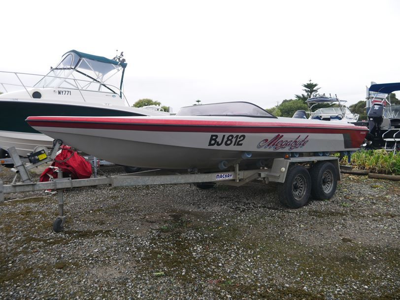 Super Trac 18ft Speed Boat Super Trac 18ft Speed Boat