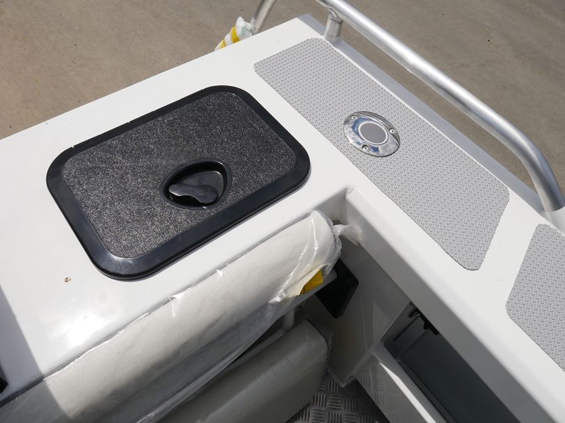 Yellowfin 5800 Folding Hard Top - 2022 Model Yellowfin 5800 Folding Hard Top - 2022 Model