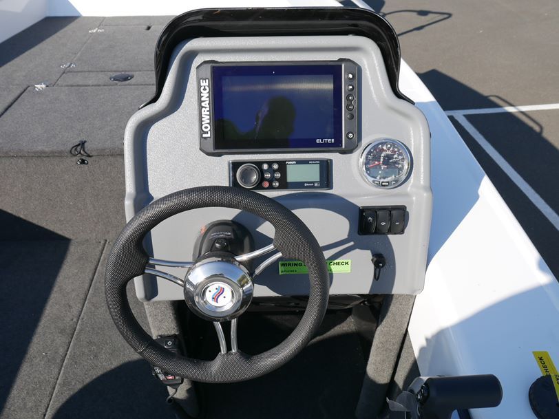 Quintrex 481 Hornet Pro - 2022 Model Quintrex 481 Hornet Pro - 2022 Model