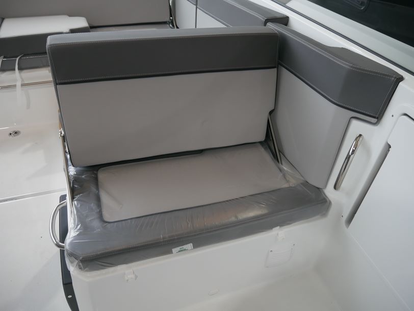 Jeanneau Cap Camarat 7.5 DC - Series 2 - 2022 Model Jeanneau Cap Camarat 7.5 DC - Series 2 - 2022 Model