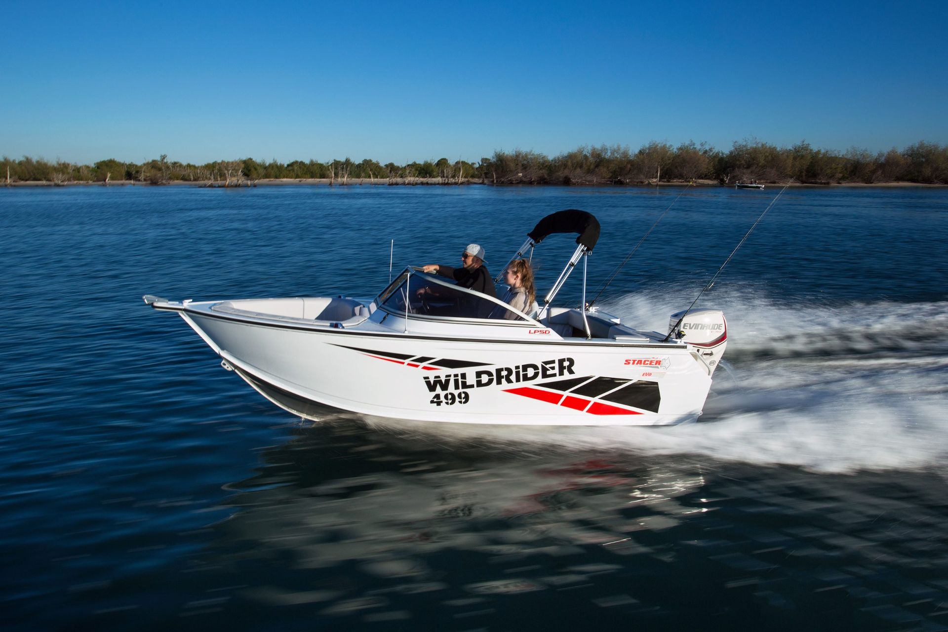 Stacer 499 Wildrider (bowrider) + Mercury 80HP Fourstroke outboard ...