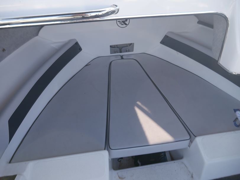 Revival 530 Offshore - 2021 Model Revival 530 Offshore - 2021 Model