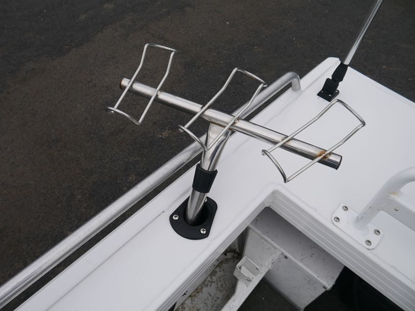 Quintrex 430 Escape - Runabout - 2011 Model Quintrex 430 Escape - Runabout - 2011 Model