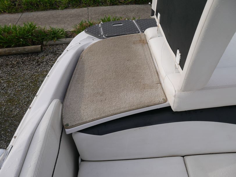 Four Winns H210 Bow Rider - 2010 Model Four Winns H210 Bow Rider - 2010 Model