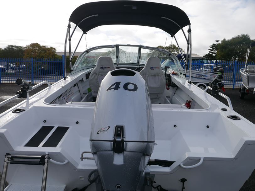 Quintrex 430 Fishabout - 2015 Model Quintrex 430 Fishabout - 2015 Model