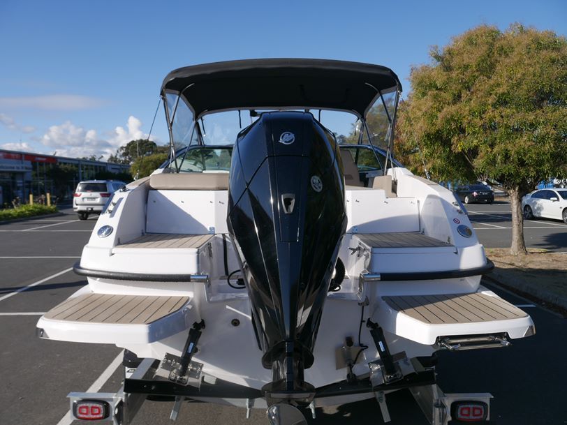 Flipper 650DC Day Cruiser - 2022 Model Flipper 650DC Day Cruiser - 2022 Model