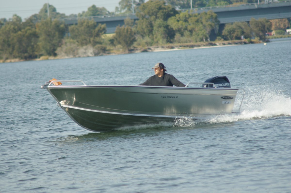 Stessl Truck – Open Boat