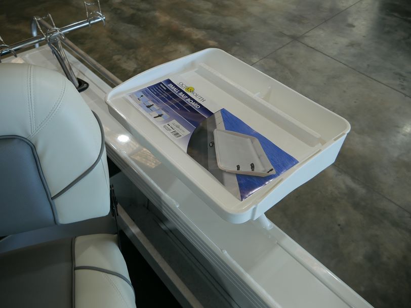 Quintrex 420 Renegade SC - 2022 Model Quintrex 420 Renegade SC - 2022 Model