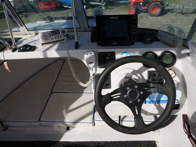 Polycraft 530 Warrior - Open Cabin - 2006 Model Polycraft 530 Warrior - Open Cabin - 2006 Model