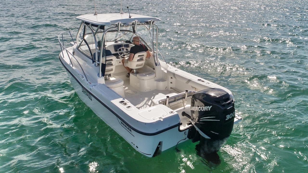 Boston Whaler 235 Conquest Standen Marine