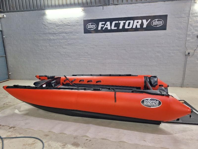 Infanta P1 Thunder Cat - Boat 11-25 (Red & Black) Infanta P1 Thunder Cat - Boat 11-25 (Red & Black)